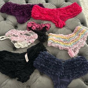 Ruffled panties x7 L/XL